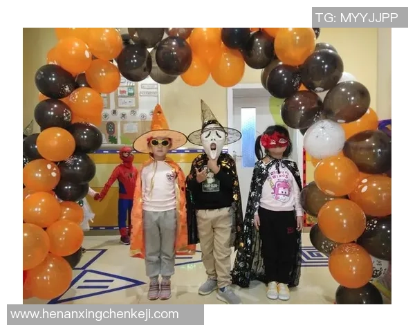 足球巨星们的万圣节奇装异服大曝光 谁是最具创意的万圣节装扮王